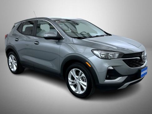 Used 2023 Buick Encore GX Preferred w/ Cold Weather Comfort Package FWD image 3