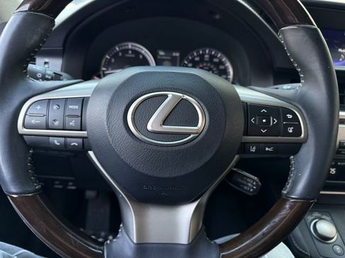 Used 2017 Lexus ES 350 w/ Premium Package image 22