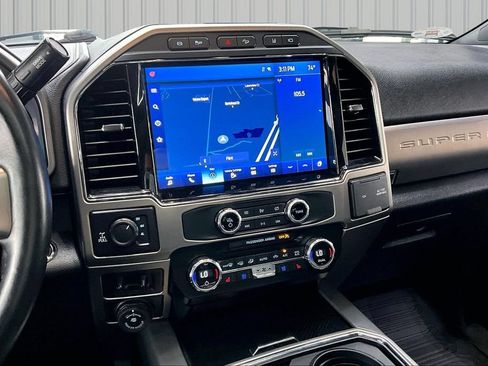 Used 2022 Ford F250 Platinum AWD/4WD image 9