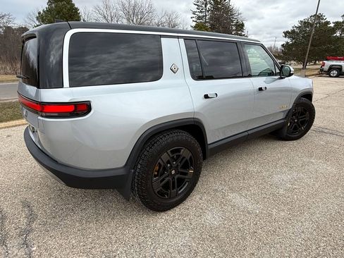 Used 2024 Rivian R1S Adventure image 5