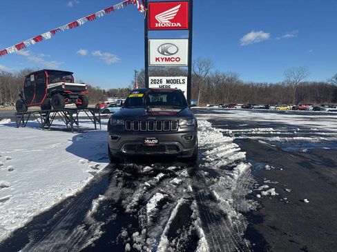 Used 2019 Jeep Grand Cherokee Limited image 6