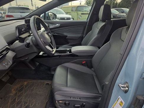 Used 2024 Volkswagen ID.4 S image 10