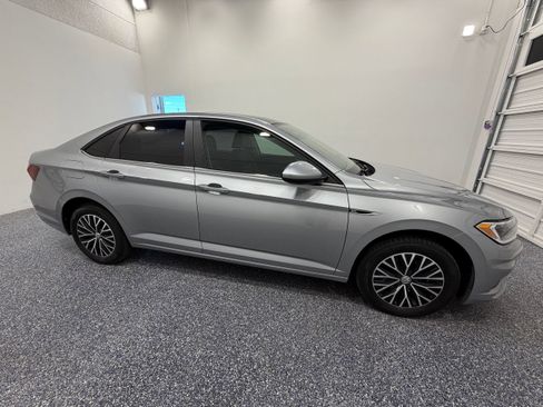 Used 2019 Volkswagen Jetta SEL FWD image 8