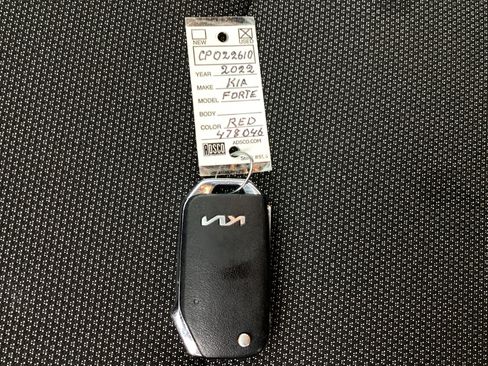 Used 2022 Kia Forte LXS image 39