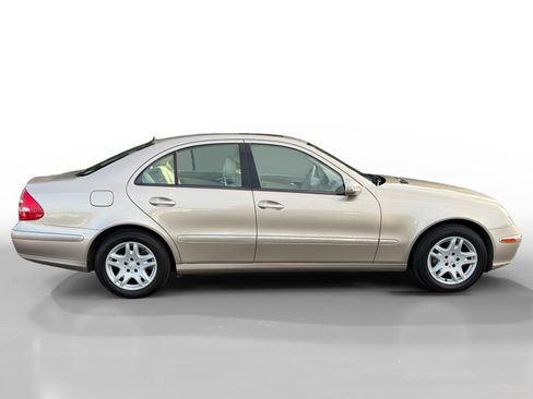 Used 2006 Mercedes-Benz E 350 Sedan image 6