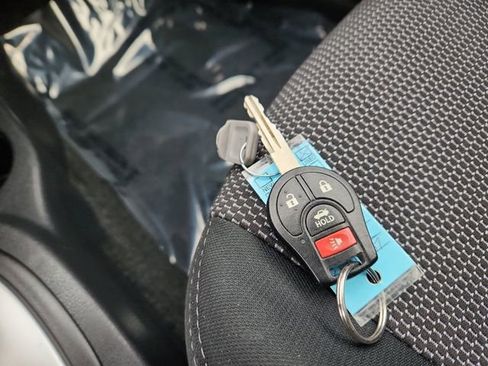 Used 2019 Nissan Versa SV image 44