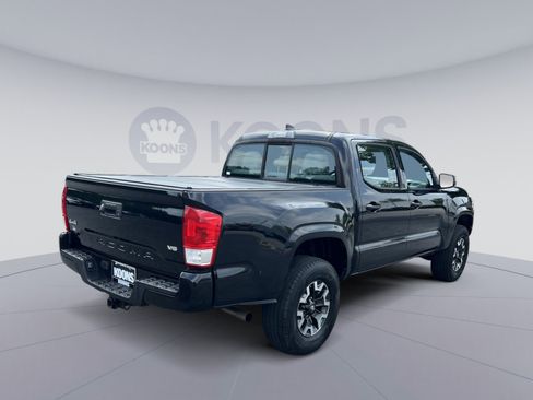 Used 2017 Toyota Tacoma SR w/ Tow Package AWD/4WD image 7