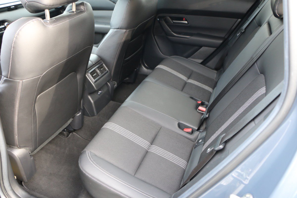 Used 2026 MAZDA CX-50 AWD 2.5 S w/ Preferred Pkg image 29
