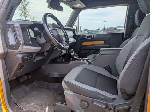 Used 2022 Ford Bronco Big Bend w/ Sasquatch Package AWD/4WD image 13