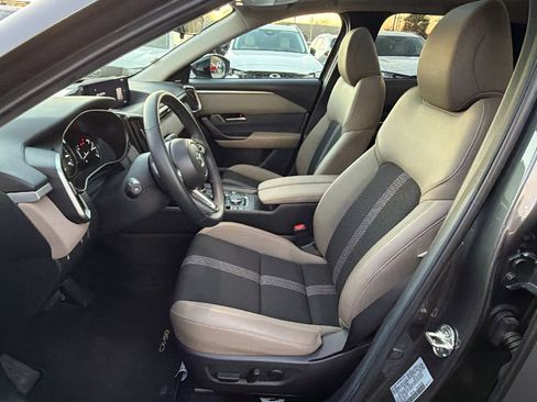 Certified 2025 MAZDA CX-50 AWD 2.5 S w/ Premium Package image 13