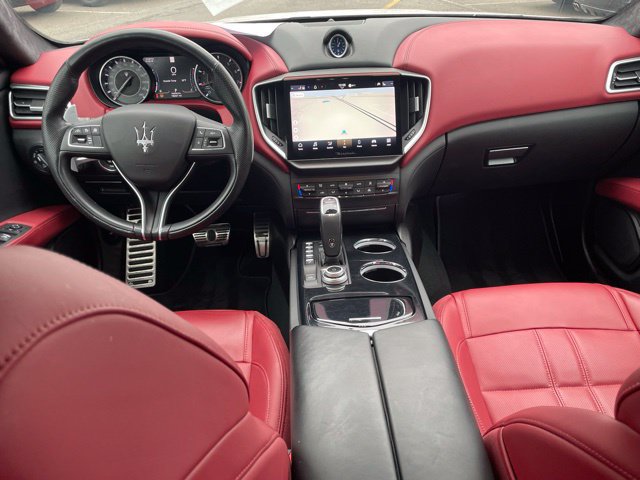Used 2023 Maserati Ghibli Modena Q4 AWD/4WD image 46