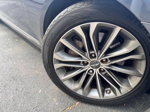 Used 2015 Hyundai Genesis 3.8 w/ Option Group 03 image 8