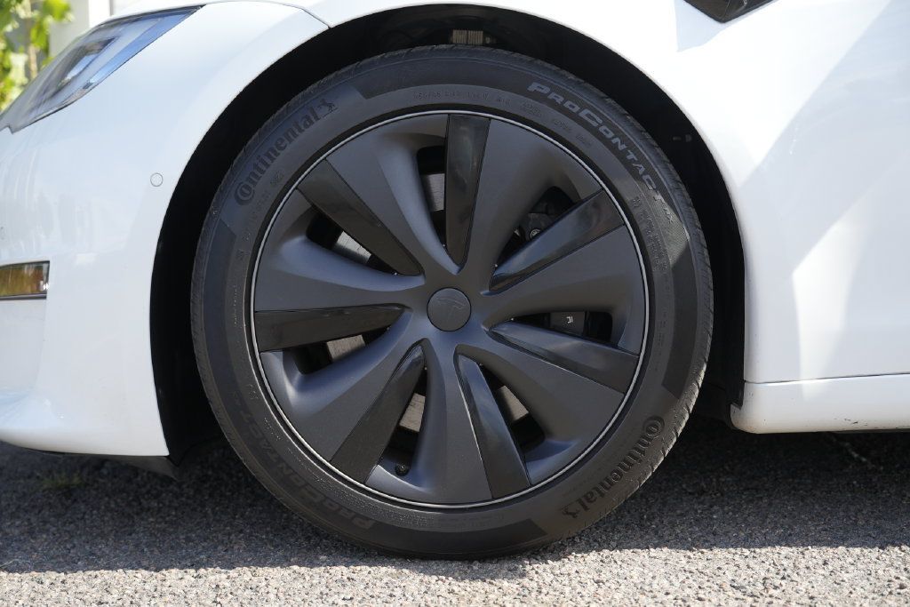 Used 2021 Tesla Model S Long Range AWD/4WD image 13