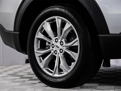 Used 2024 Ford Explorer Limited image 61