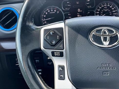 Used 2018 Toyota Tundra Limited w/ Limited Premium Package AWD/4WD image 19