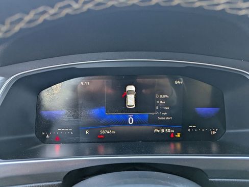 Used 2023 Volkswagen Tiguan SE image 29