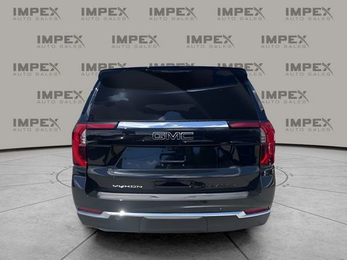 Used 2026 GMC Yukon XL Elevation w/ Elevation Premium Package AWD/4WD image 3