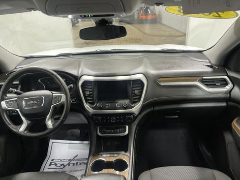 Used 2023 GMC Acadia SLE w/ Driver Convenience Package image 23