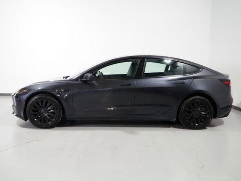 Used 2025 Tesla Model 3 Long Range RWD image 9