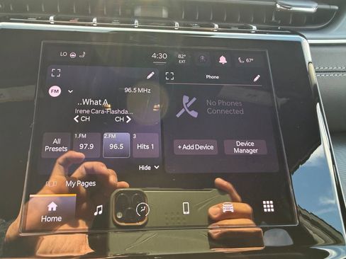 New 2025 Jeep Grand Cherokee Altitude image 19