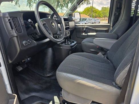 Certified 2024 Chevrolet Express 2500 w/ Driver Convenience Package RWD image 10