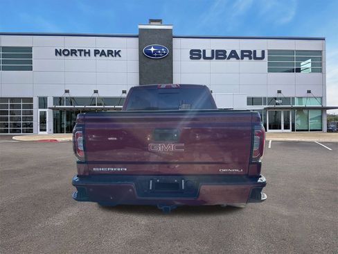 Used 2017 GMC Sierra 1500 Denali w/ Denali Ultimate Package image 4