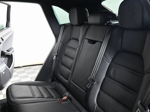 New 2025 Porsche Macan image 22