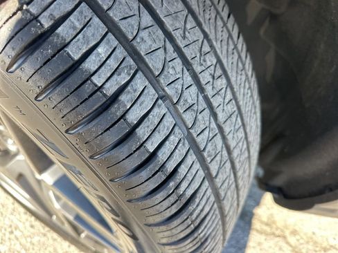 Used 2025 Ford Explorer ST-Line w/ ST-Line Street Pack image 36