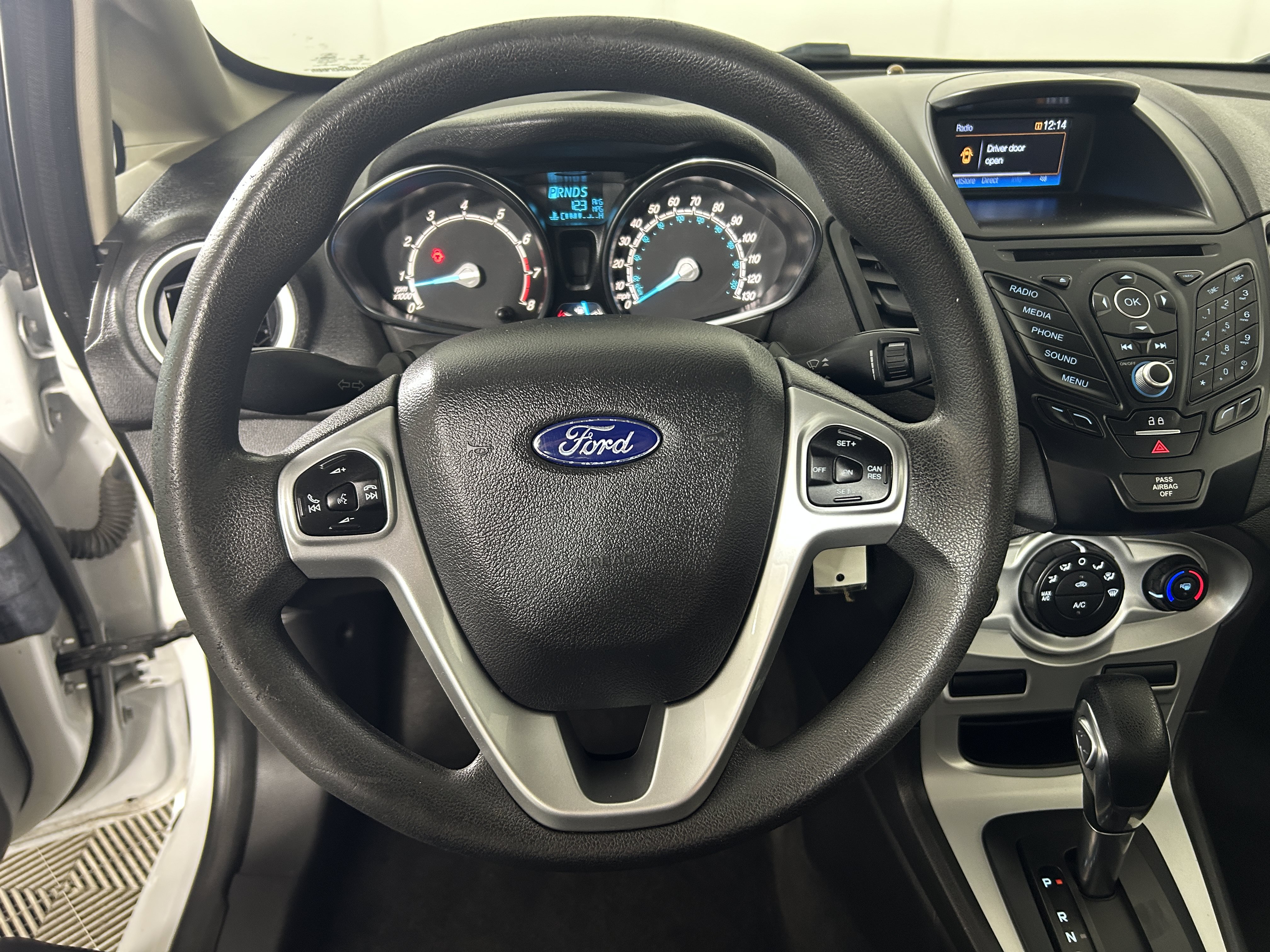 Used 2019 Ford Fiesta SE FWD image 8