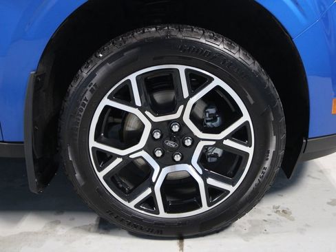 Used 2025 Ford Maverick Lariat w/ 4K Tow Package image 34