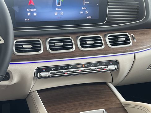 Certified 2025 Mercedes-Benz GLE 350 GLE 350 image 39