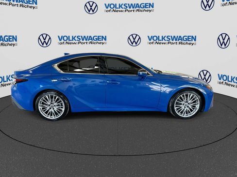 Used 2023 Lexus IS 300 w/ Premium Package RWD image 15