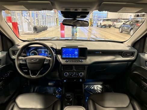 Used 2024 Ford Maverick Lariat w/ Black Appearance Package image 23