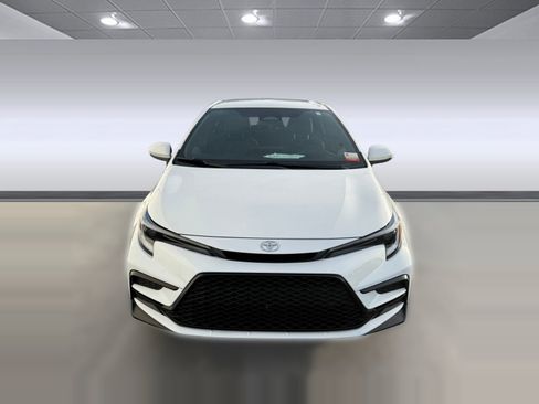 Certified 2025 Toyota Corolla SE image 6