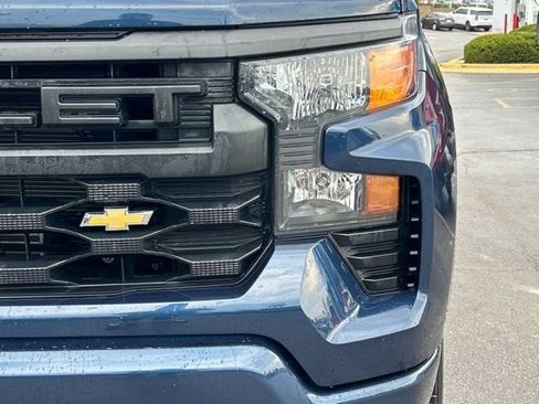Used 2022 Chevrolet Silverado 1500 Custom AWD/4WD image 3