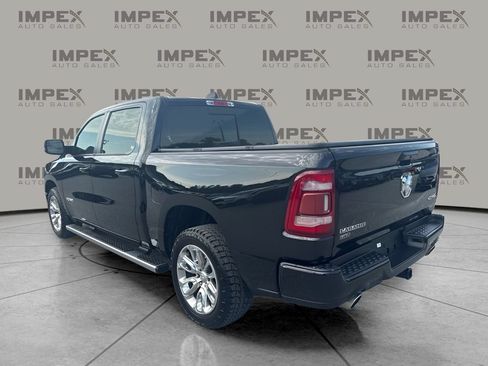 Used 2023 RAM 1500 Laramie AWD/4WD image 2