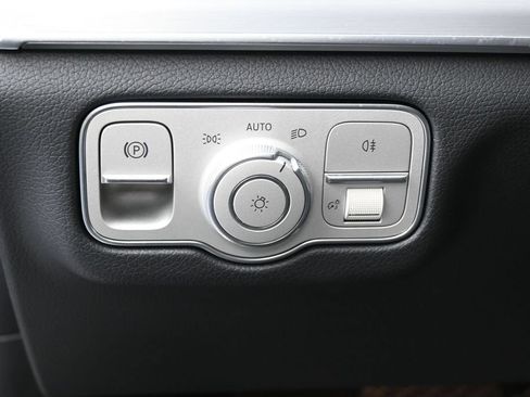Used 2026 Mercedes-Benz GLE 350 4MATIC image 16