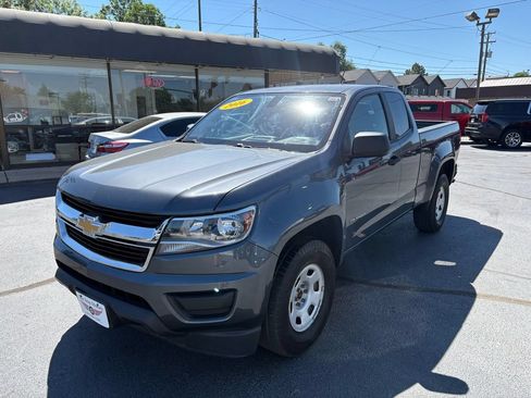 Used 2016 Chevrolet Colorado W/T w/ WT Convenience Package AWD/4WD image 6