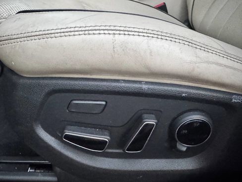 Used 2015 Hyundai Genesis 5.0 image 26