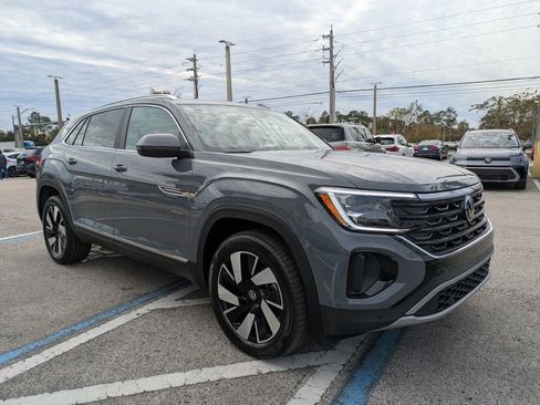 New 2026 Volkswagen Atlas Cross Sport SEL Premium R-Line AWD/4WD image 8