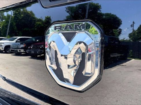 Used 2024 RAM 3500 Tradesman w/ Chrome Appearance Group AWD/4WD image 38