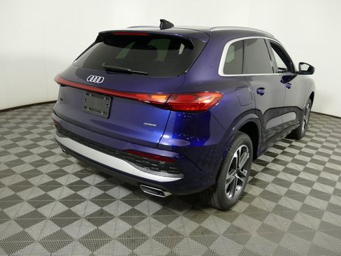 New 2025 Audi Q5 Prestige image 3