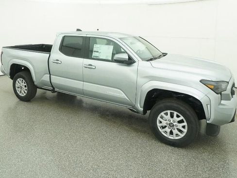New 2026 Toyota Tacoma SR5 image 12