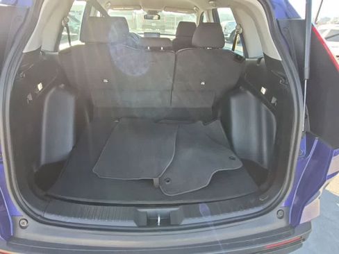 Used 2024 Honda CR-V LX image 11
