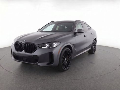 Certified 2024 BMW X6 xDrive40i w/ Premium Package AWD/4WD image 2