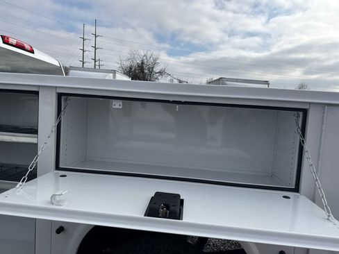 New 2026 GMC Sierra 2500 Pro w/ Snow Plow Prep/Camper Package image 4