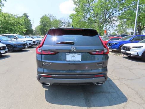 Used 2023 Honda CR-V Sport Touring image 5