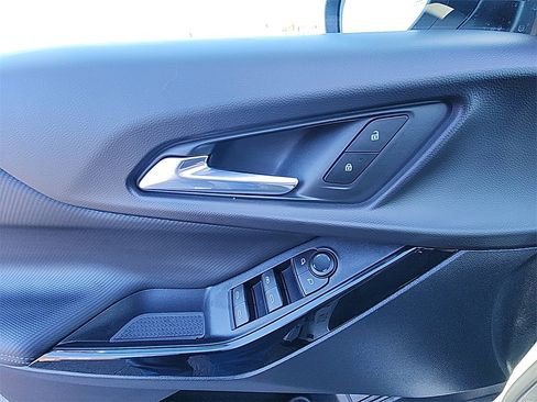 New 2026 Chevrolet Equinox LT w/ Convenience Package II image 13