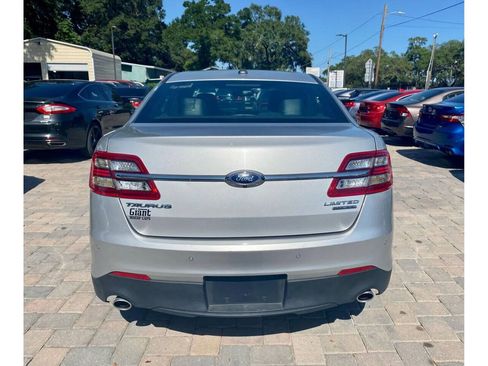 Used 2017 Ford Taurus Limited image 12