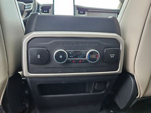 Used 2024 Ford Expedition Max Limited image 25